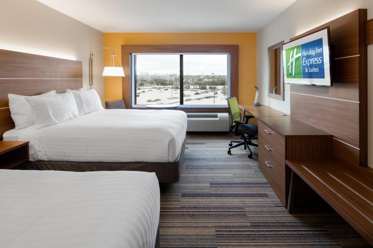Holiday Inn Express East Peoria - Riverfront By Ihg Exterior photo